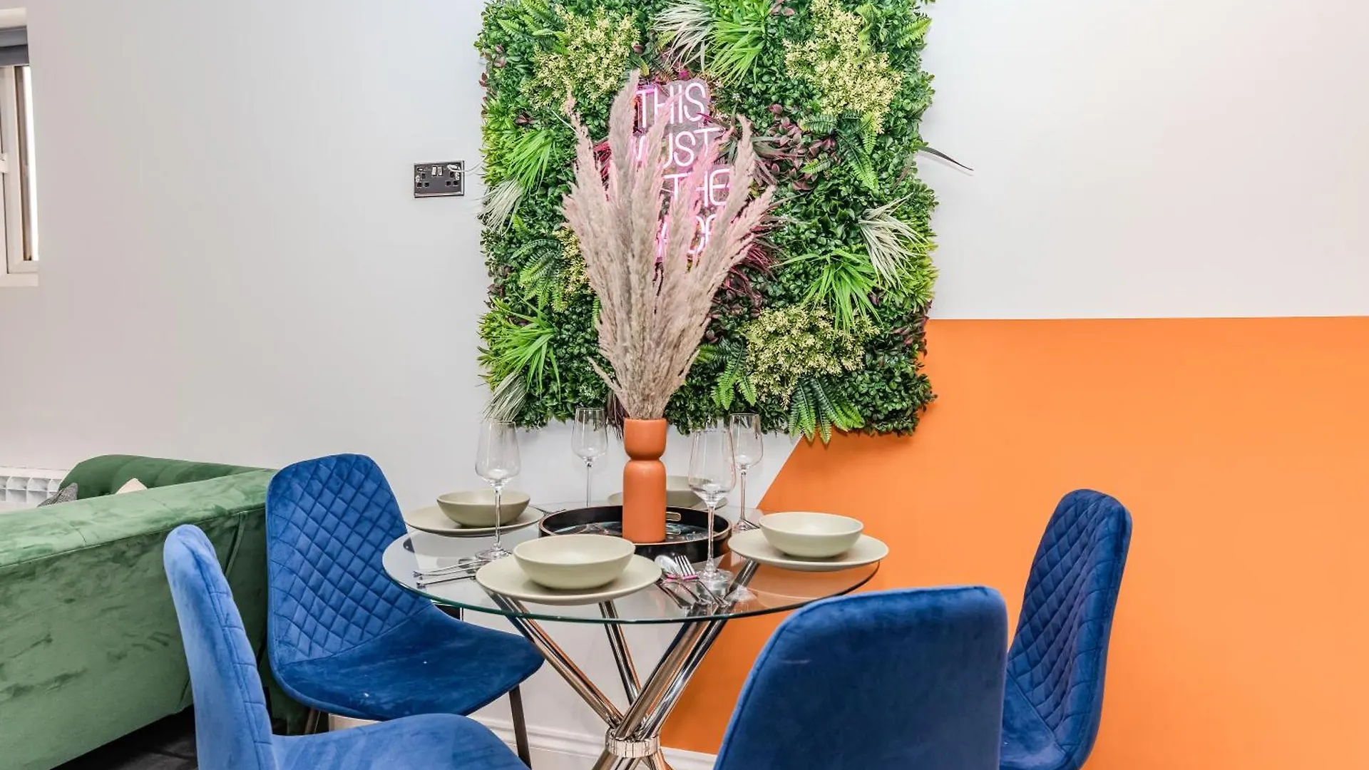 Super Central 2 Bedroom Flat Next To Brighton Shopping Center & Beach 0*,  イギリス