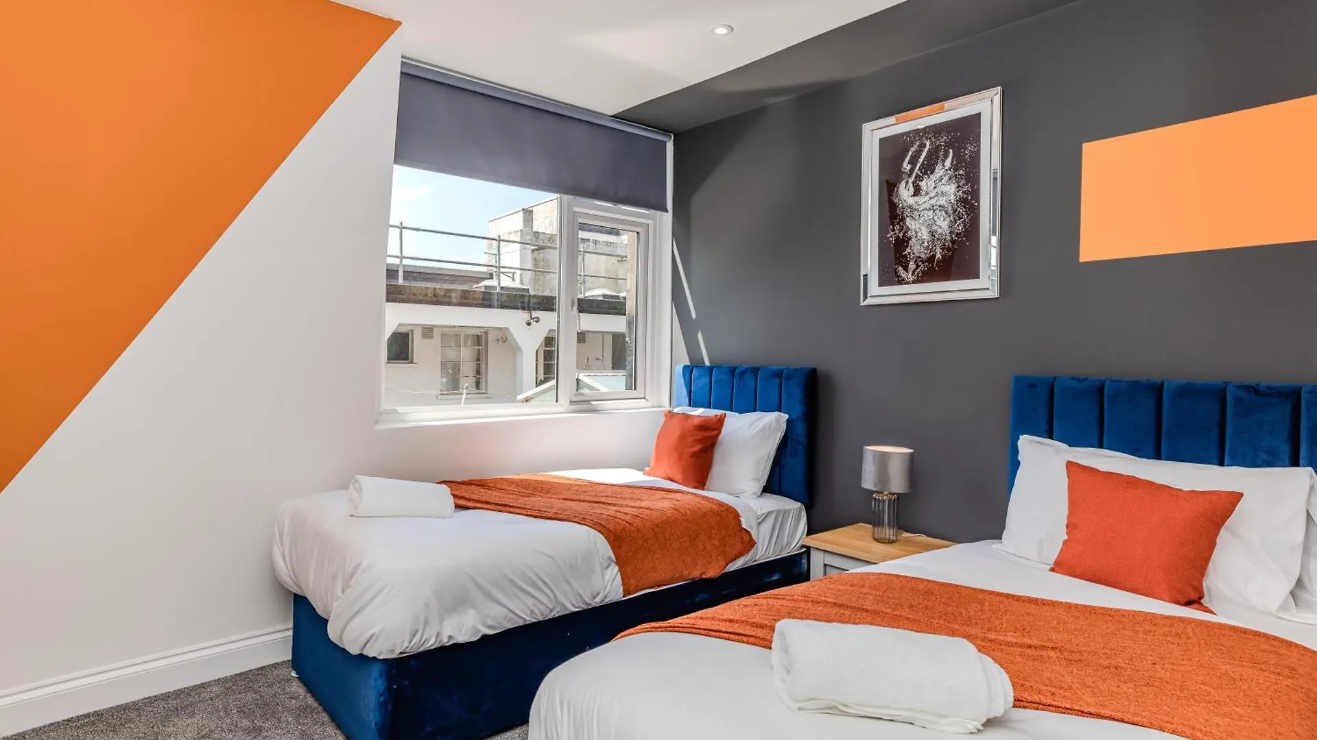 Super Central 2 Bedroom Flat Next To Brighton Shopping Center & Beach 0*,  Großbritannien